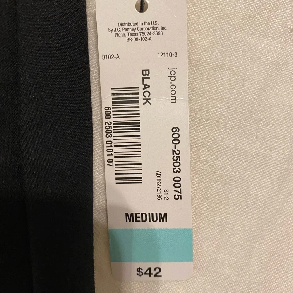 ***** NEW******Maternity black skirt - Picture 2 of 2